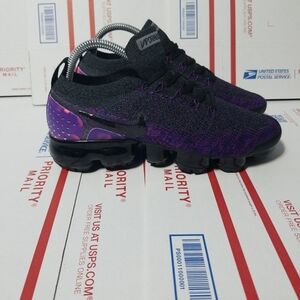 Nike Vapormax Flyknit Black and Purple Shoes